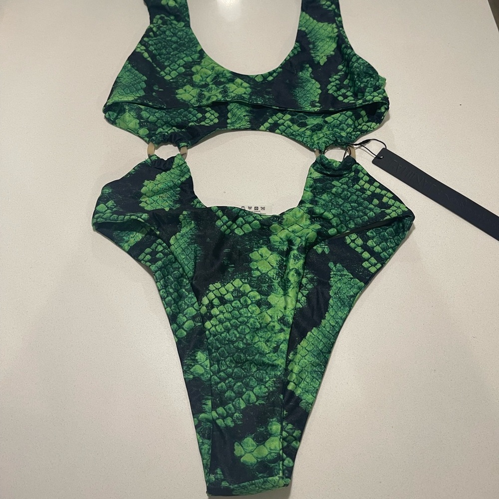 BRAND NWT - Picture 4 of 5